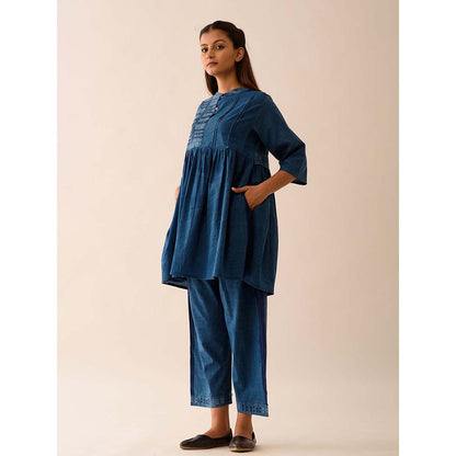 JAYATI GOENKA Blue Solid Kurti