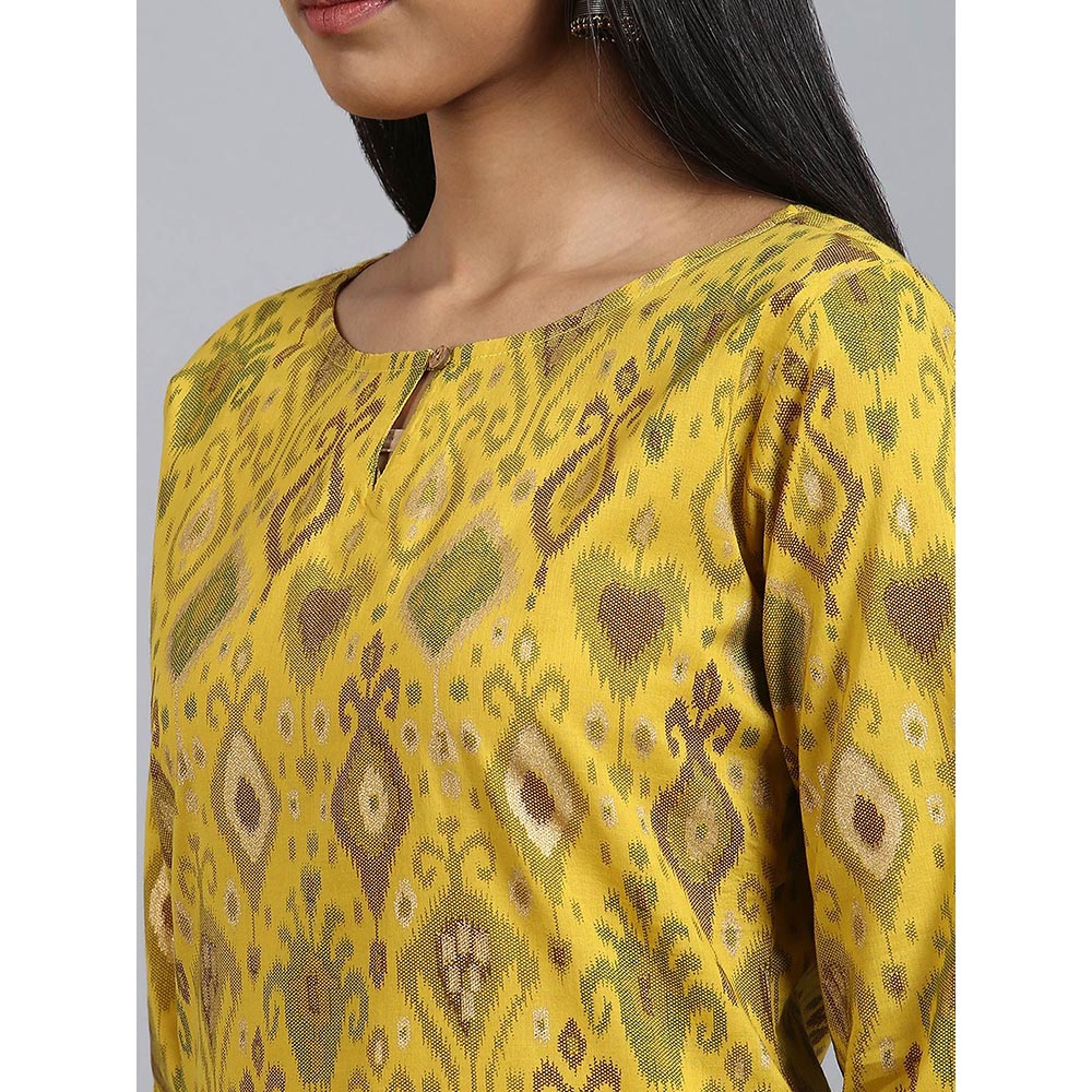 Janasya Yellow Cotton Ikkat Kurta with Palazzo (Set of 2)