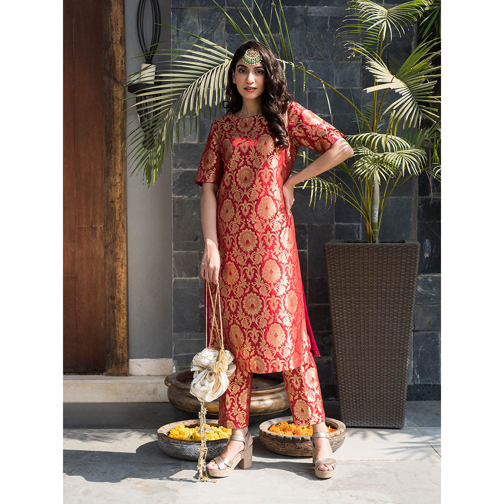 JUHI NANDA Noor Brocade Kurta with Pant and Dupatta (Set of 3)