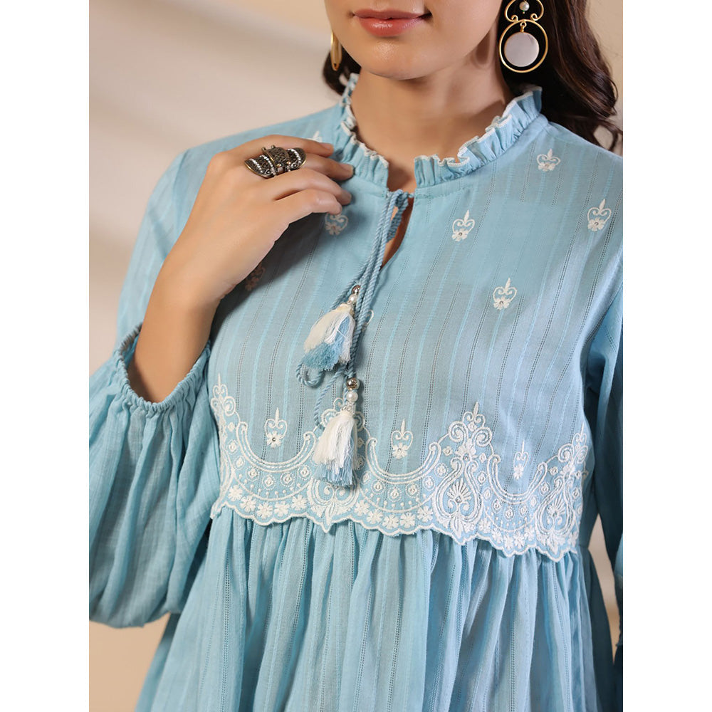 Juniper Blue Ethnic motif Cotton Dobby Tunic with the thread embroidery