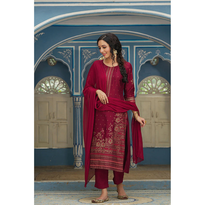 Juniper Maroon Ethnic Motif Printed Shantoon Kurta Pants & Chiffon Dupatta Set.