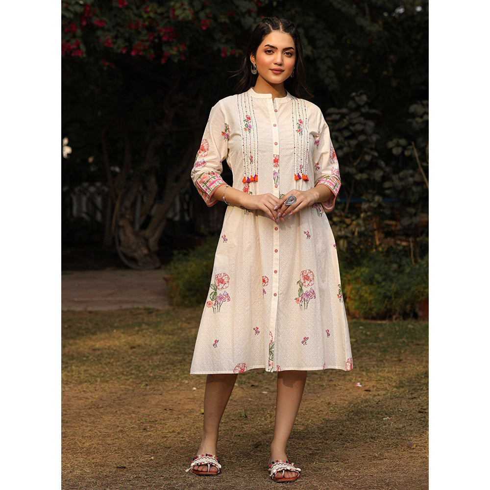 Juniper White Floral Printed A-Line Pleated Cotton Dress With Kantha Work & Tassels