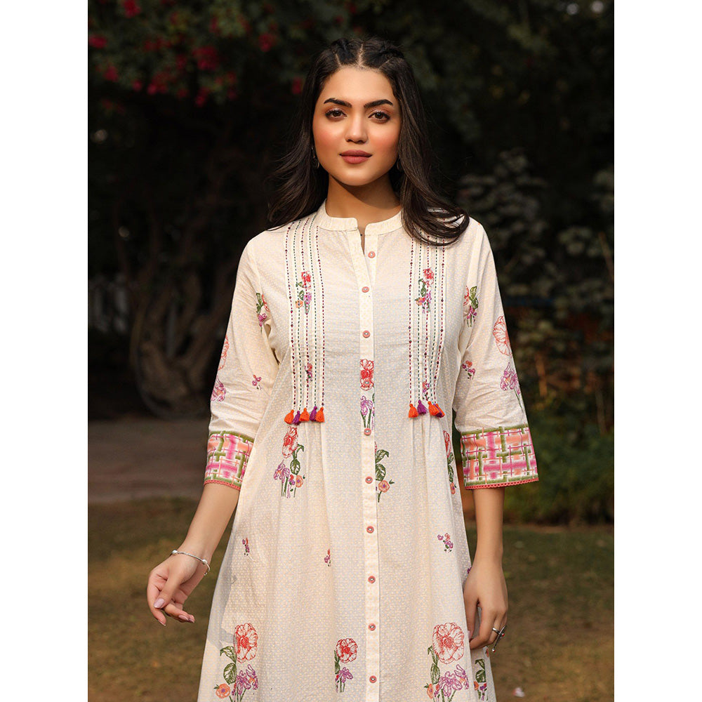 Juniper White Floral Printed A-Line Pleated Cotton Dress With Kantha Work & Tassels