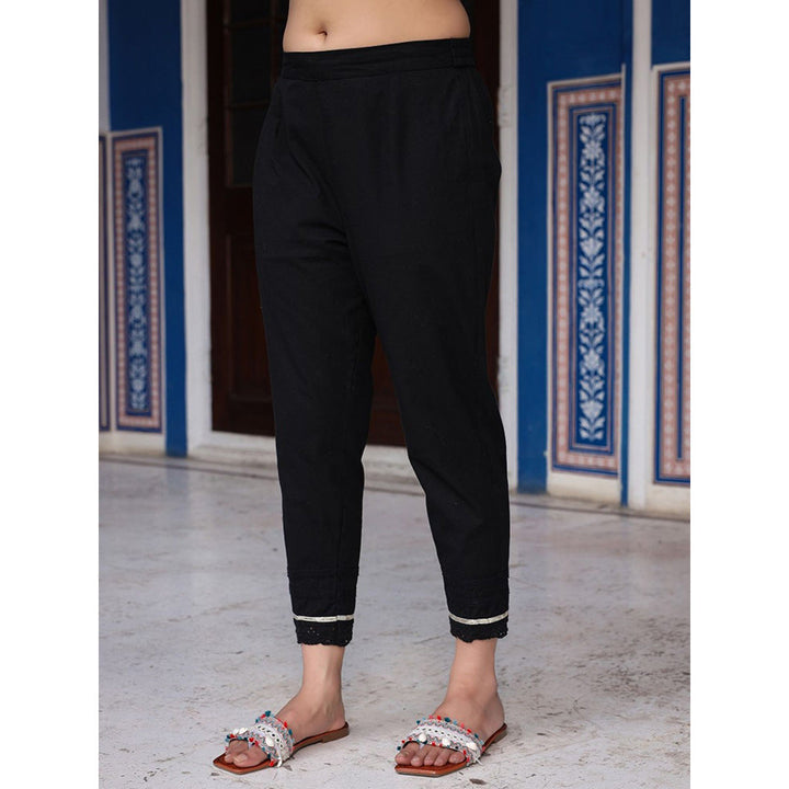 Juniper Black Solid Cotton Women Slim Fit Laced Pants With Single Side Pocket & Drawstring