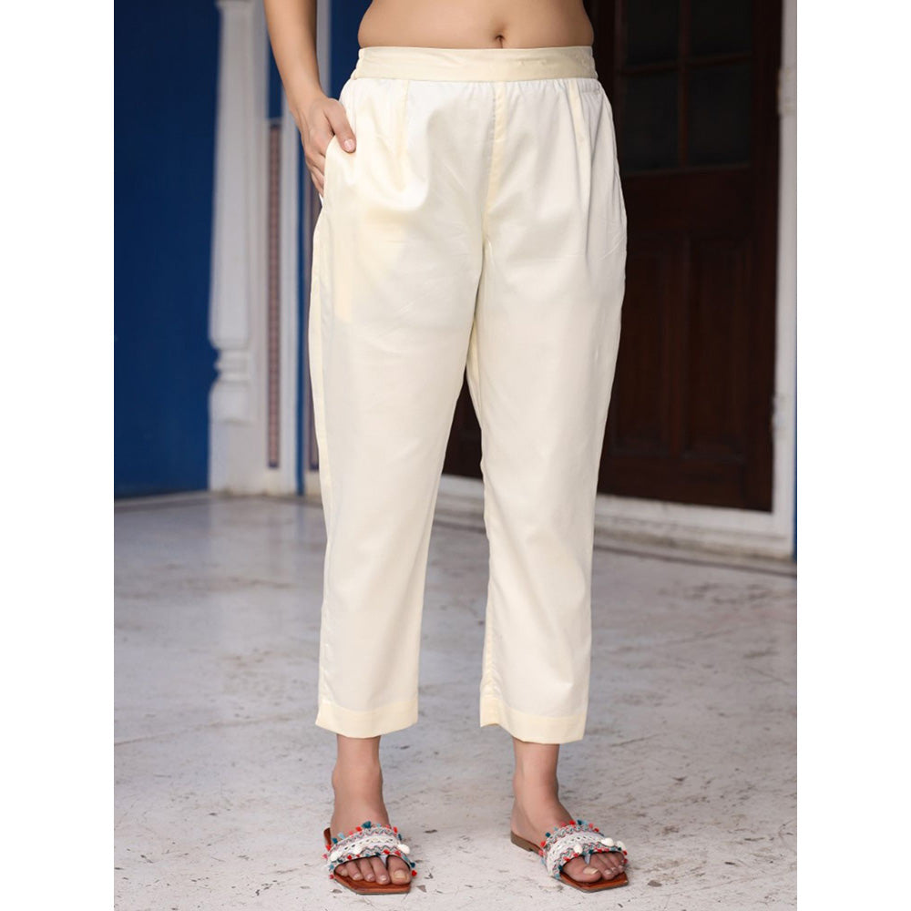 Juniper Off White Solid Lycra Women Drawstring Pants With Single Side Pocket
