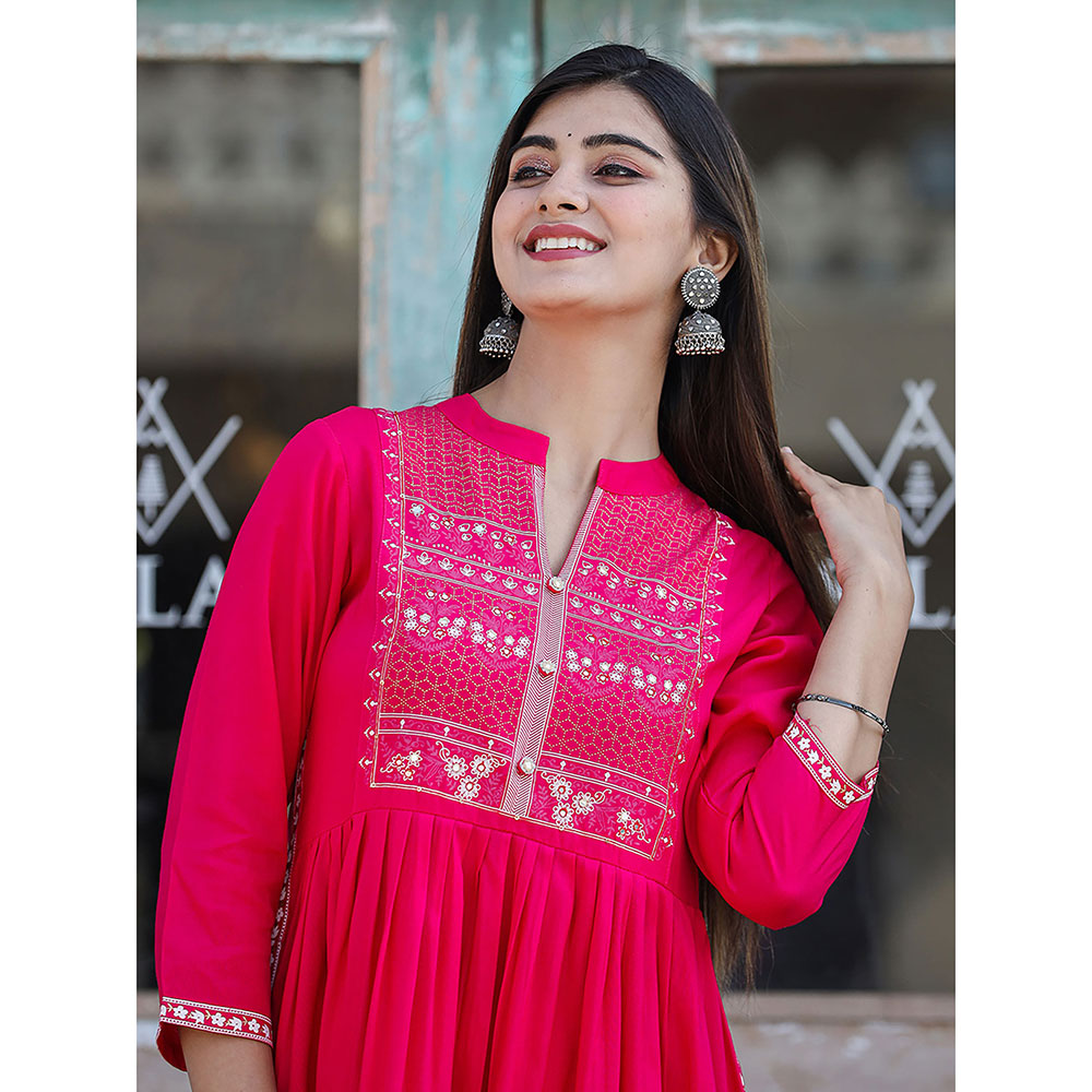 KAAJH Rayon Printed Pink Side Slit Long Ethnic Kurta