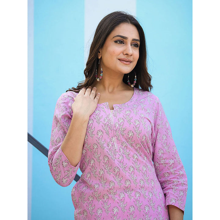 KAAJH Pink Floral Printed Cotton Kurta