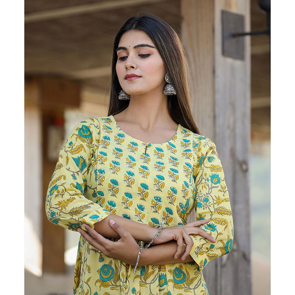 KAAJH Yellow Floral Print Side Slit Cotton Kurta Pant (Set of 2)