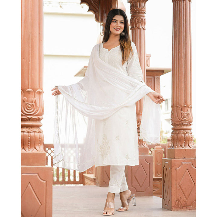 KAAJH Off White Lucknow Chikankari Cotton Kurta with Dupatta (Set of 3)