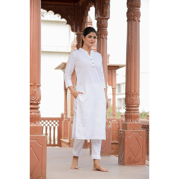 KAAJH White Solid Cotton Casual Kurta