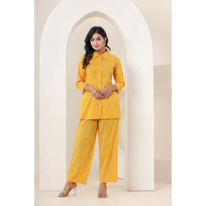 KAAJH Yellow Zigzag Print Cotton Co-Ord (Set of 2)