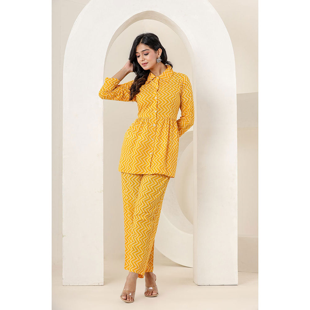 KAAJH Yellow Zigzag Print Cotton Co-Ord (Set of 2)