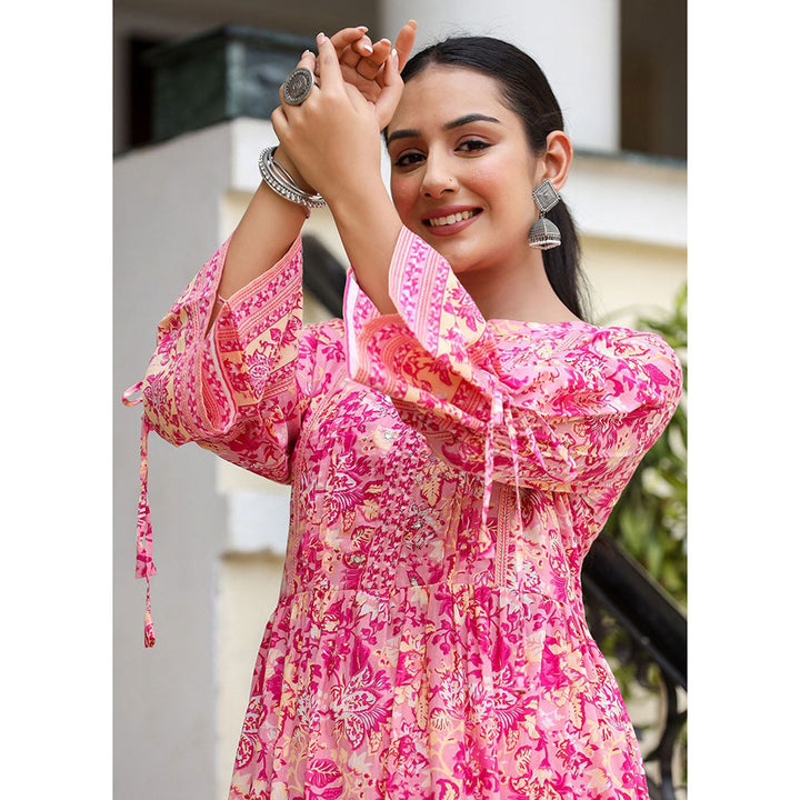 KAAJH Pink Floral Print Cotton Kurta and Pant (Set of 2)