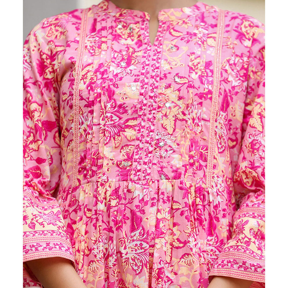 KAAJH Pink Floral Print Cotton Kurta and Pant (Set of 2)