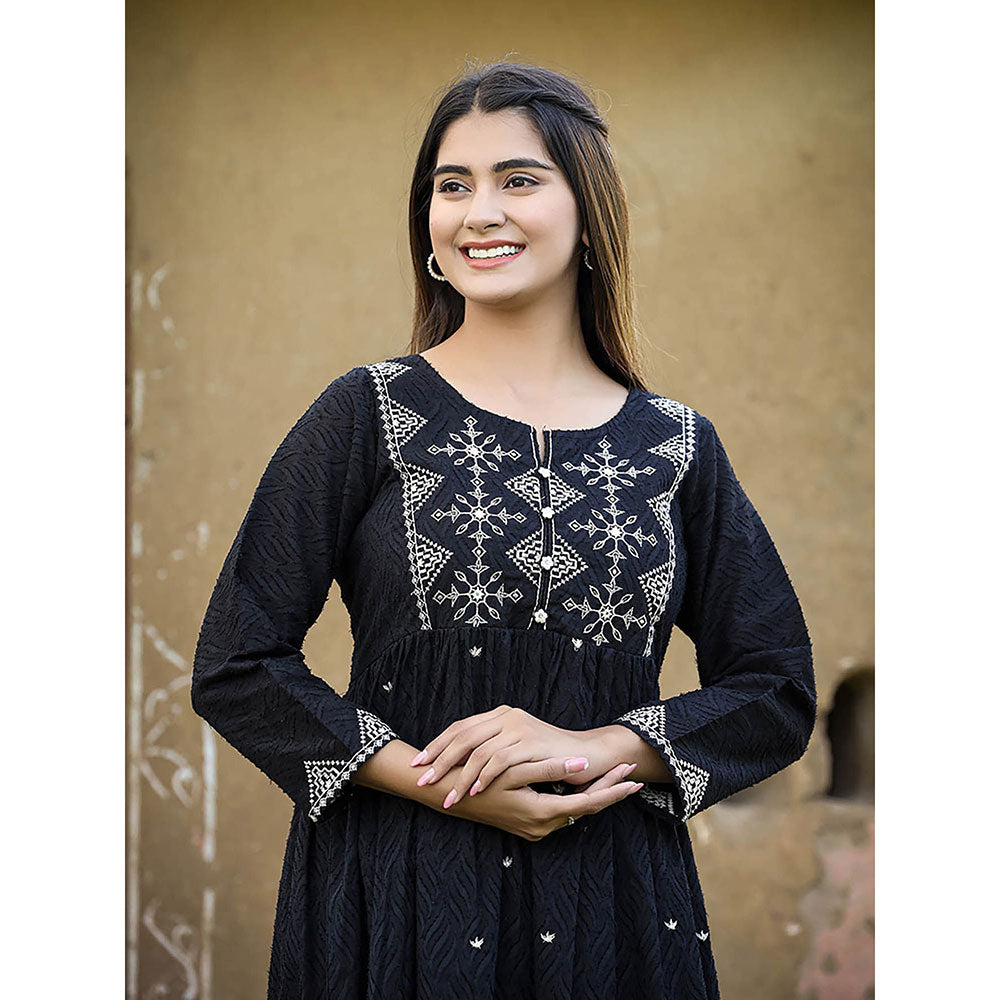 KAAJH Black Jacquard Embroidered Kurti