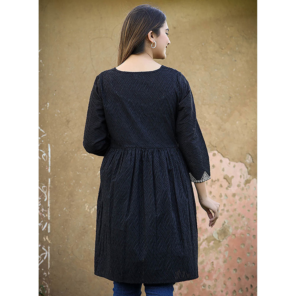 KAAJH Black Jacquard Embroidered Kurti