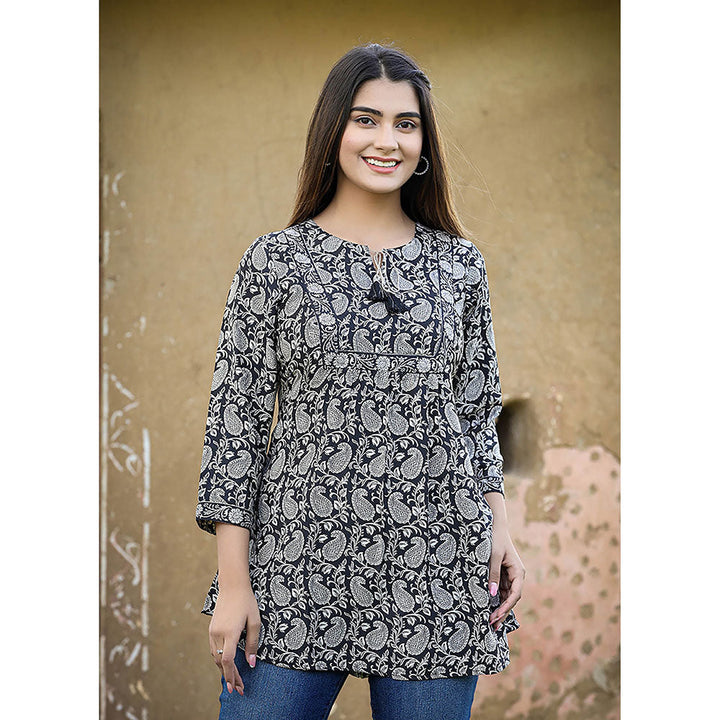 KAAJH Black Printed French Crepe Top