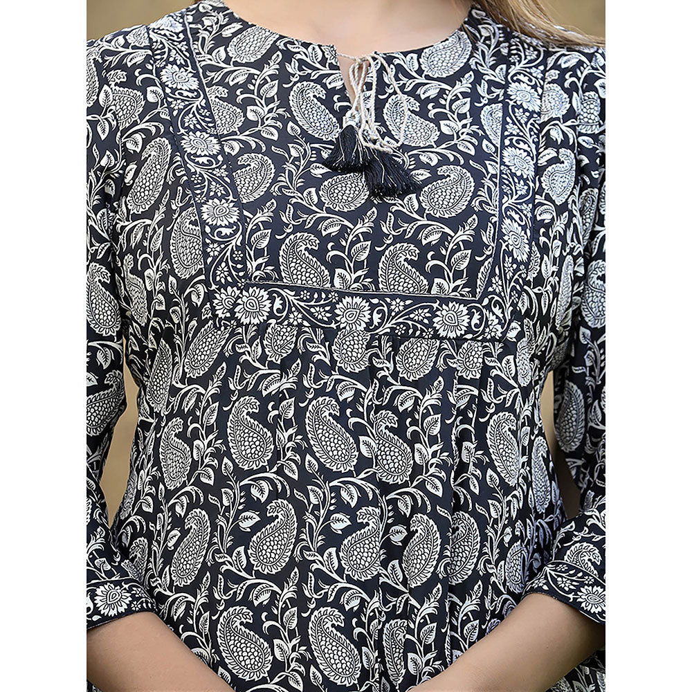 KAAJH Black Printed French Crepe Top