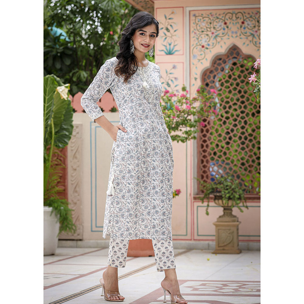 KAAJH White Floral Print Cotton Kurta and Pants (Set of 2)