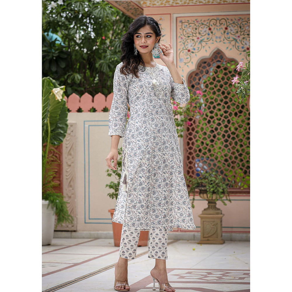 KAAJH White Floral Print Cotton Kurta and Pants (Set of 2)