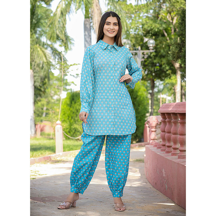 KAAJH Sky Blue Printed Cotton Kurta and Pants (Set of 2)