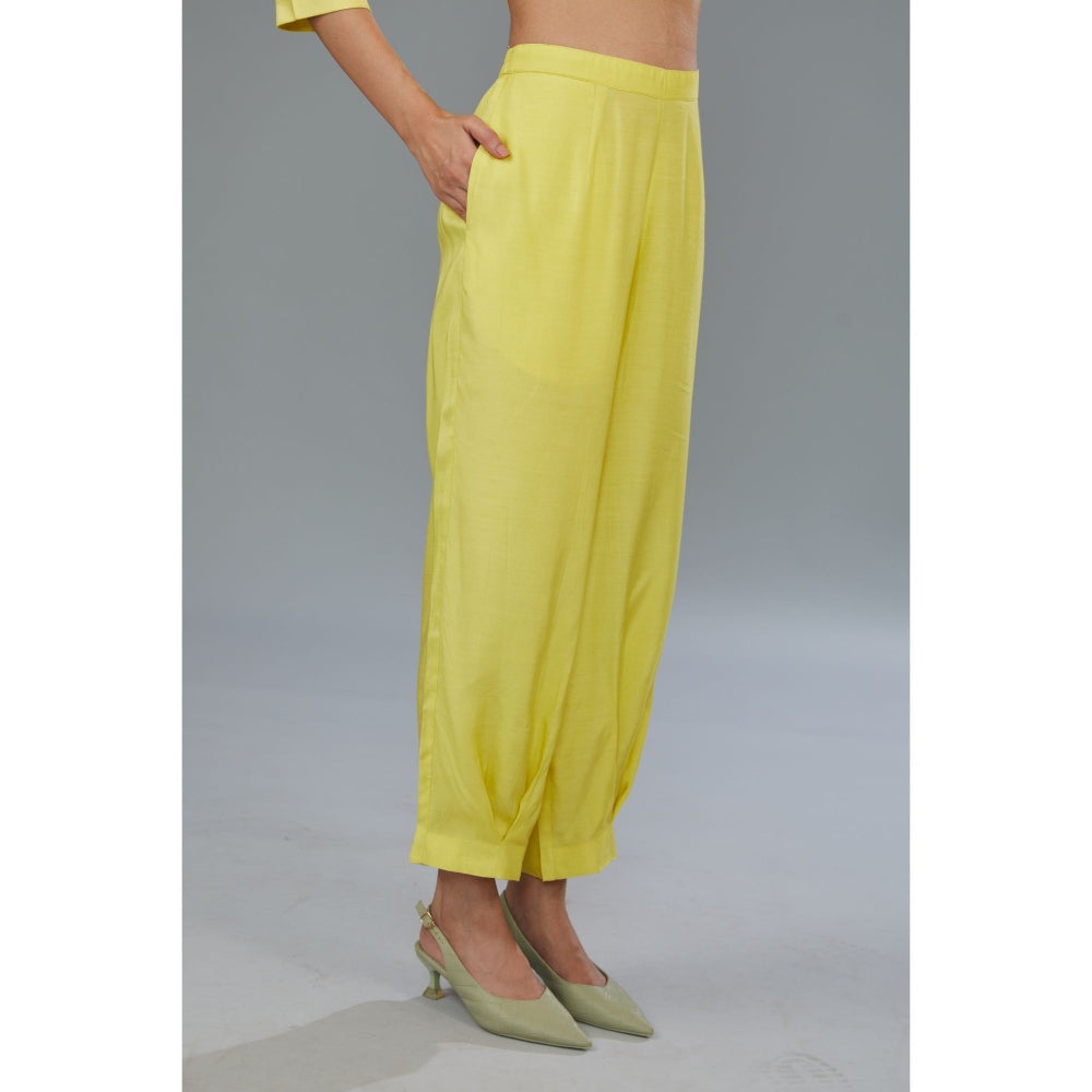 Kahani Lush Yellow Floral Co-Ord (Set of 2)