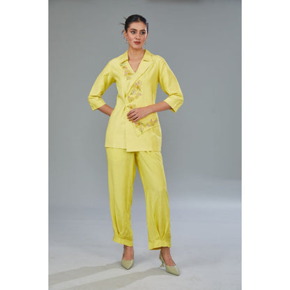 Kahani Lush Yellow Floral Co-Ord (Set of 2)