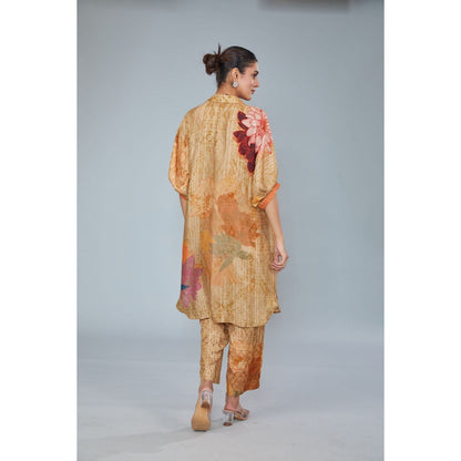 Kahani Lush Beige Floral Co-Ord (Set of 2)