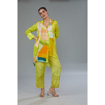 Kahani Lush Green Printed Co-Ord (Set of 2)
