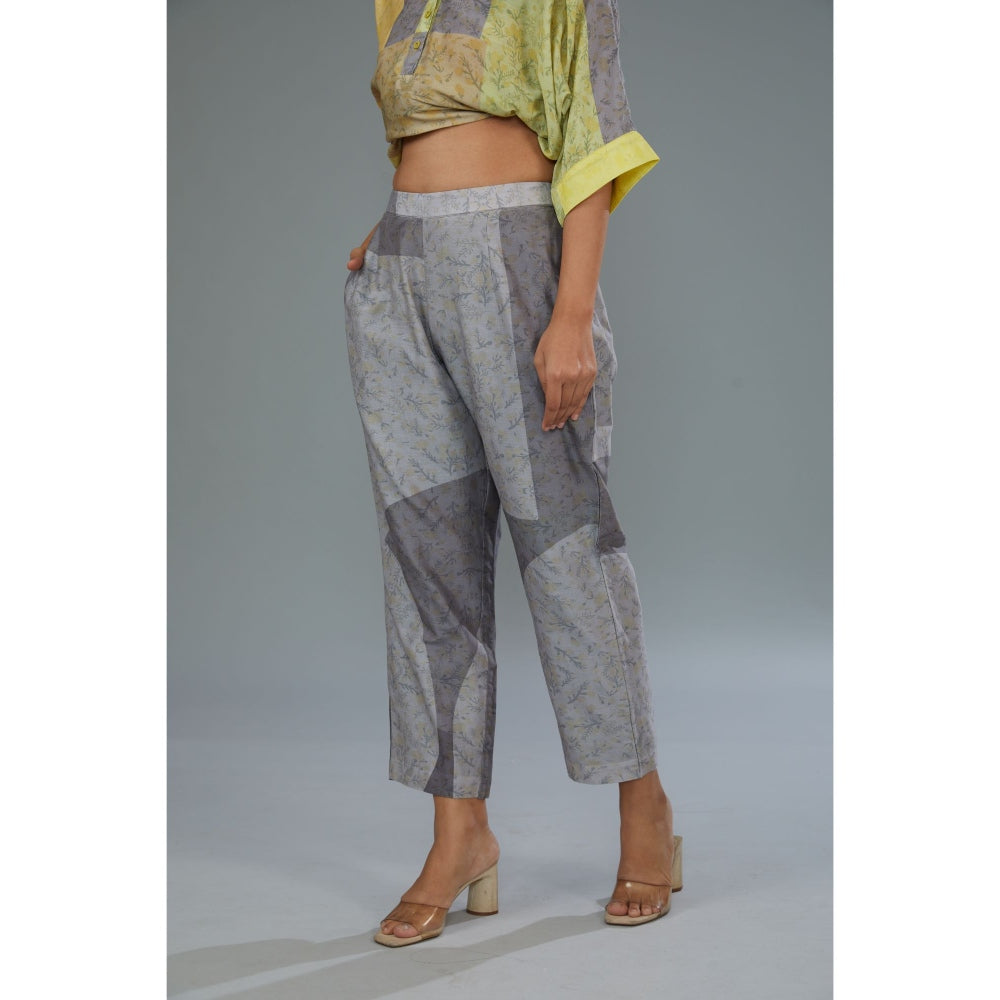 Kahani Lush Grey Printed Co-Ord (Set of 2)