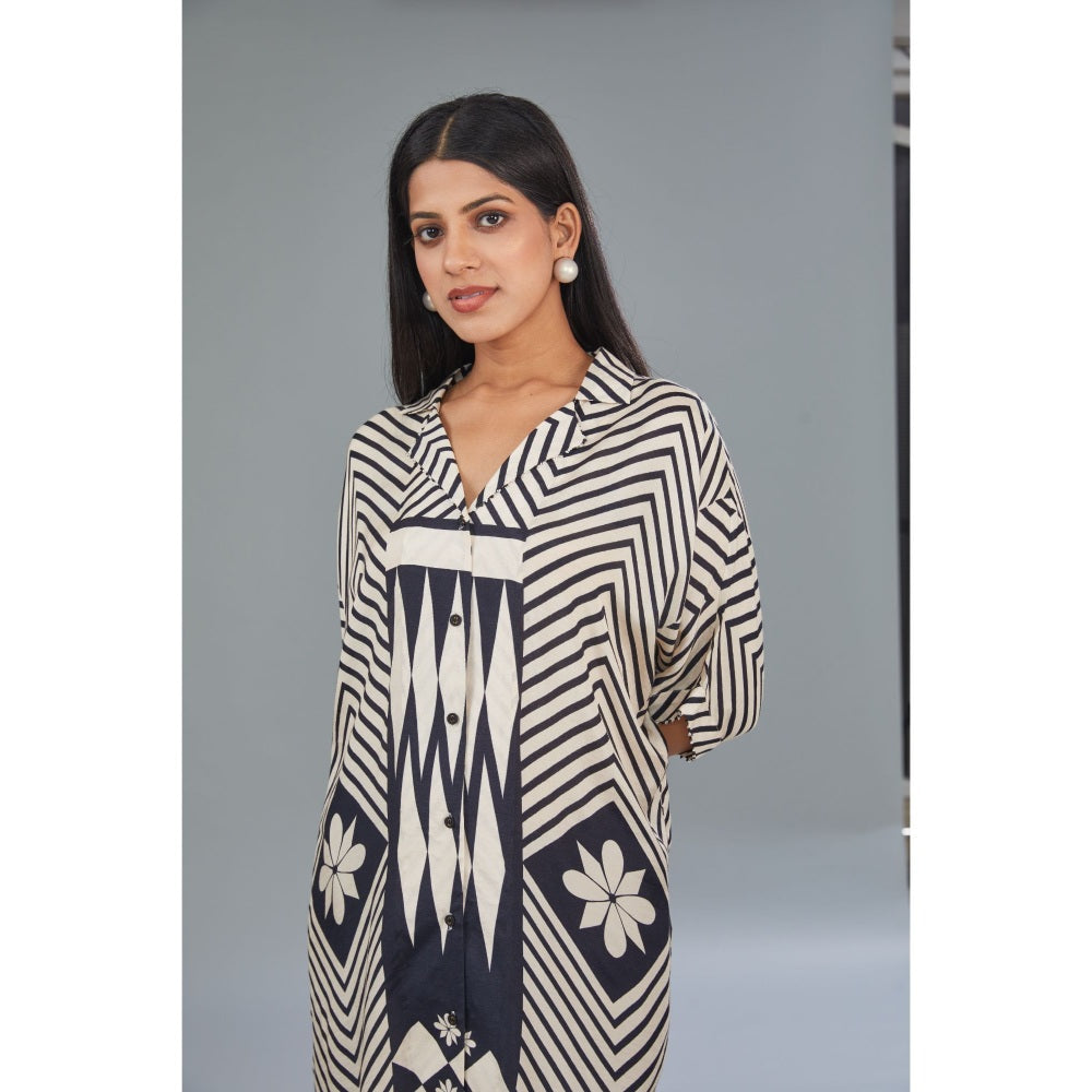 Kahani Lush Black Floral Co-Ord (Set of 2)