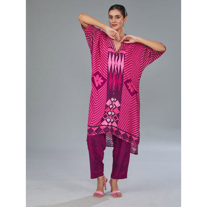 Kahani Lush Pink Floral Co-Ord (Set of 2)