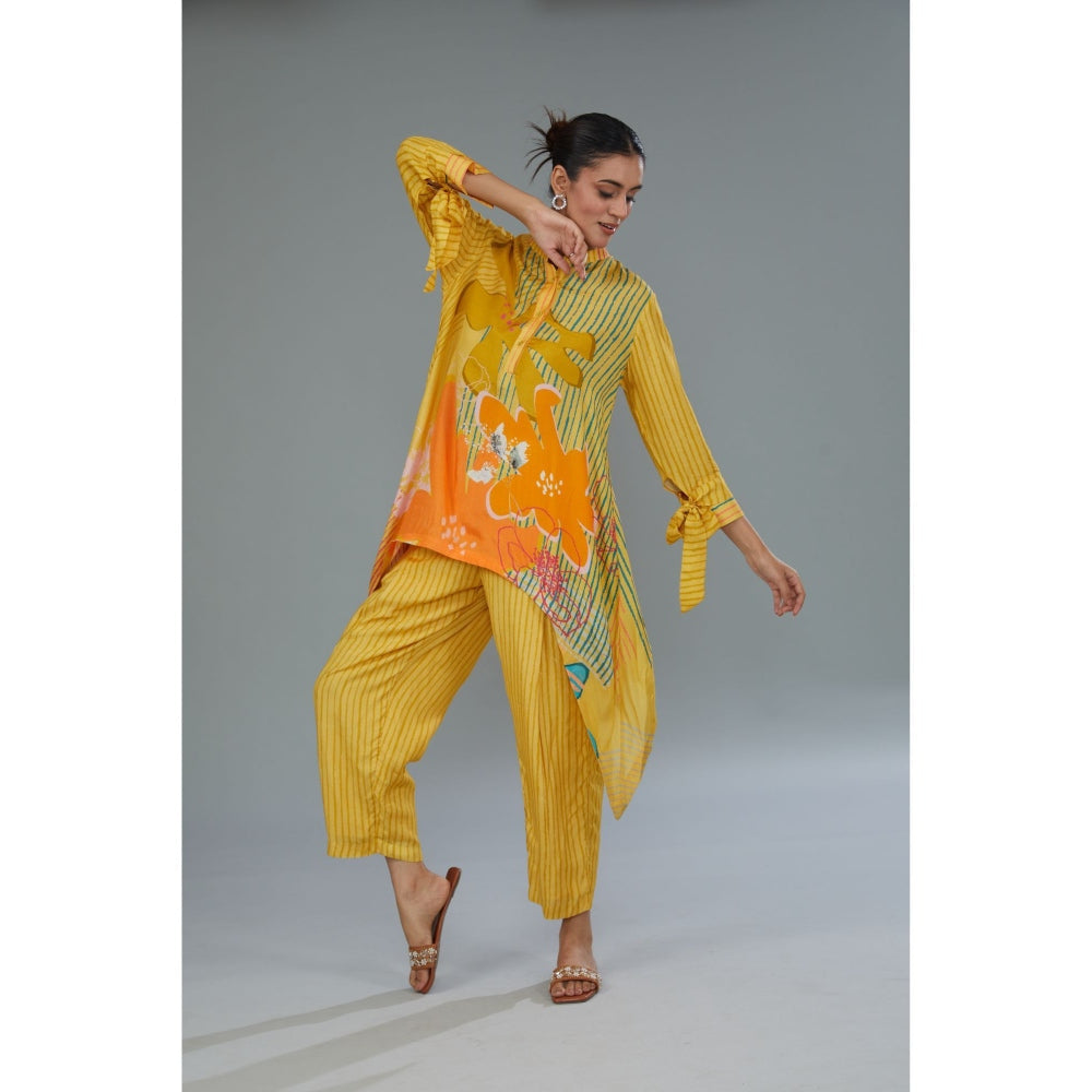 Kahani Lush Yellow Floral Co-Ord (Set of 2)