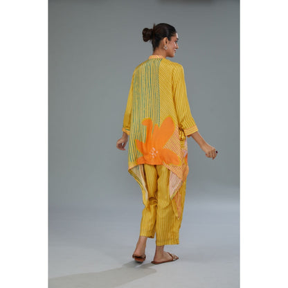 Kahani Lush Yellow Floral Co-Ord (Set of 2)