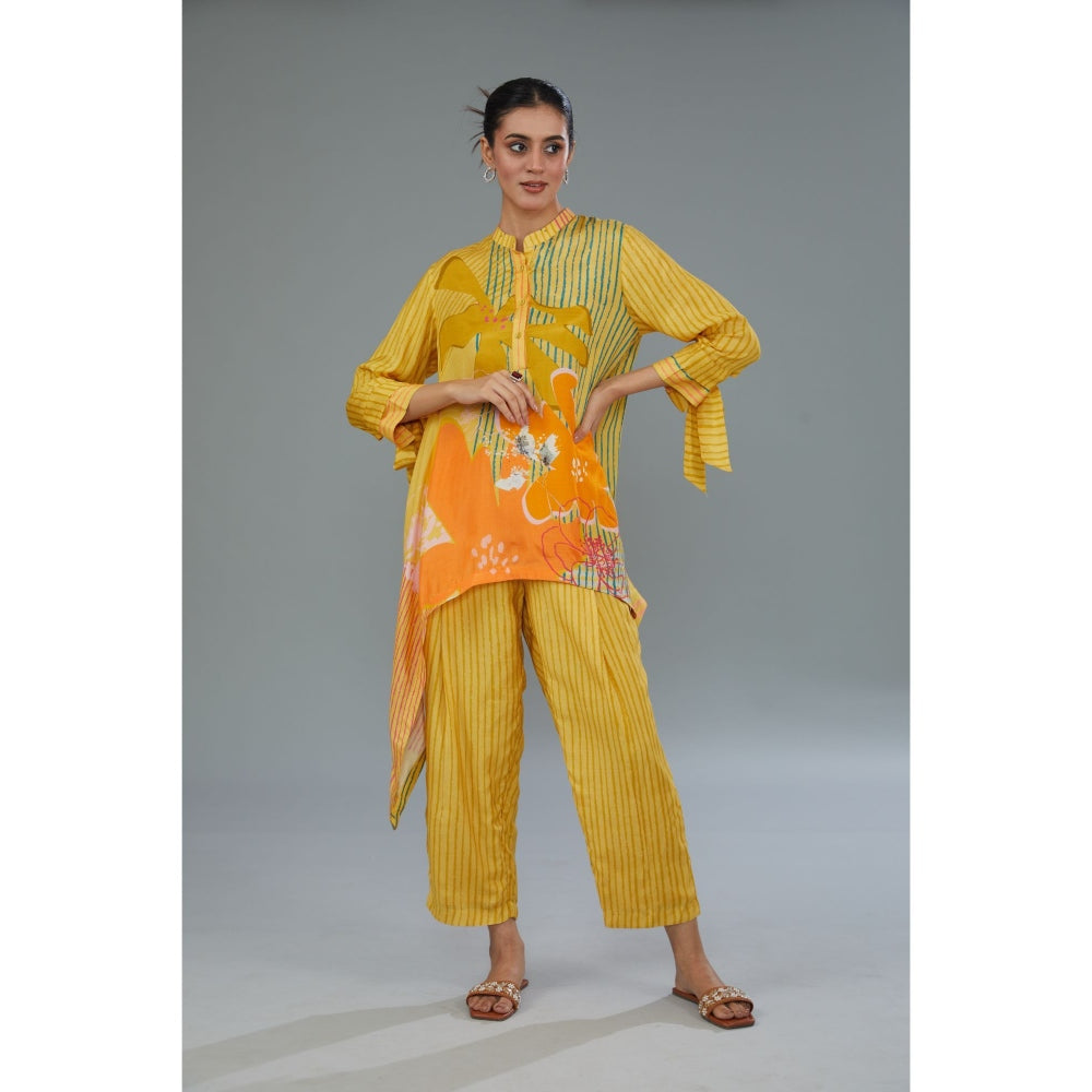 Kahani Lush Yellow Floral Co-Ord (Set of 2)