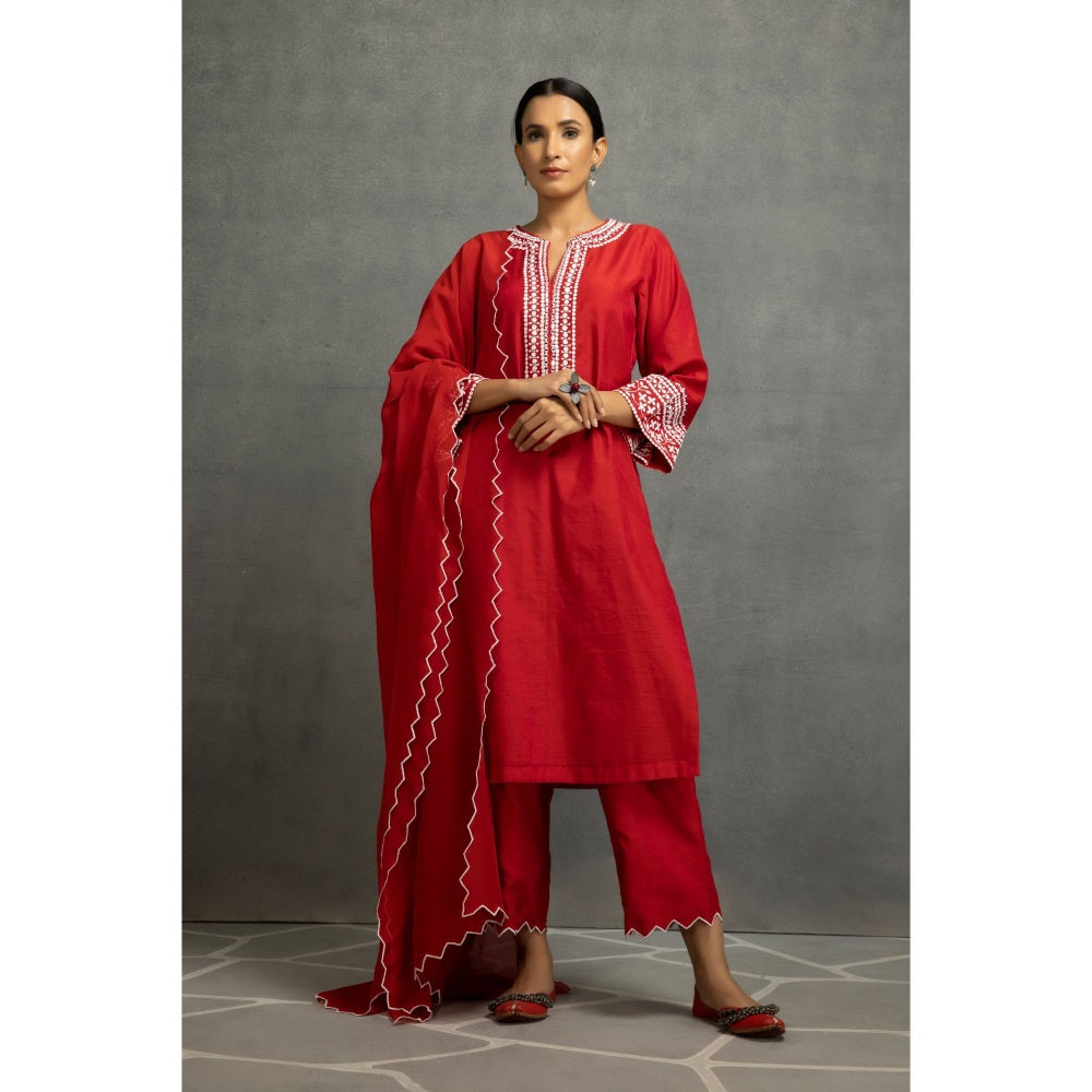 Kahani Lush Red Kurta & Pant with Dupatta (Set of 3)