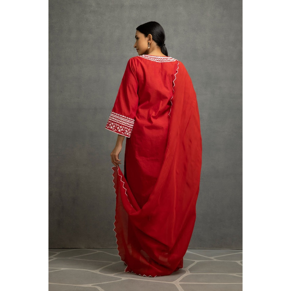 Kahani Lush Red Kurta & Pant with Dupatta (Set of 3)