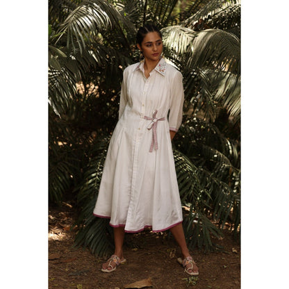 Kahani Lush White Pink Midi Dress