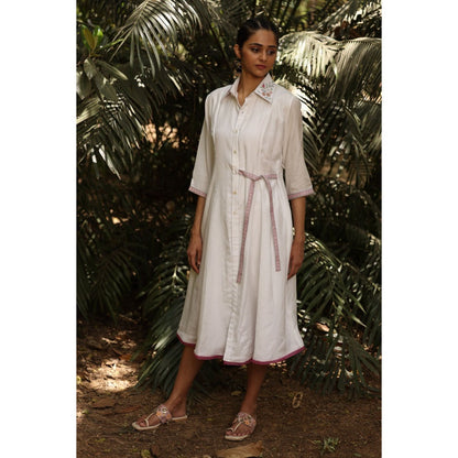 Kahani Lush White Pink Midi Dress