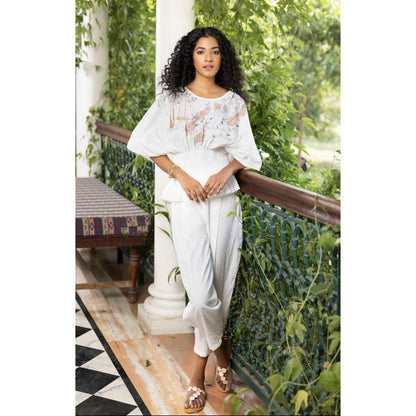 Kahani Lush White Umbrella Co-Ord (Set of 2)
