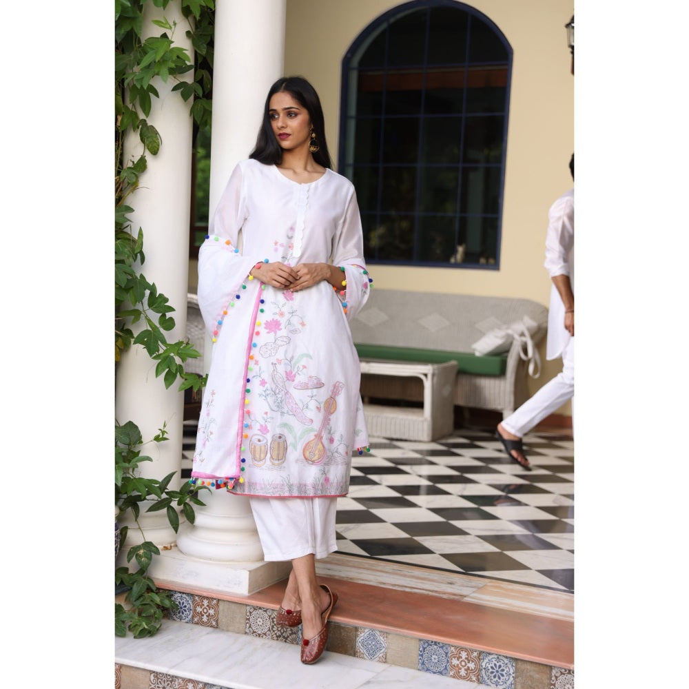 Kahani Lush White Embroidery Kurta & Pant with Dupatta (Set of 3)