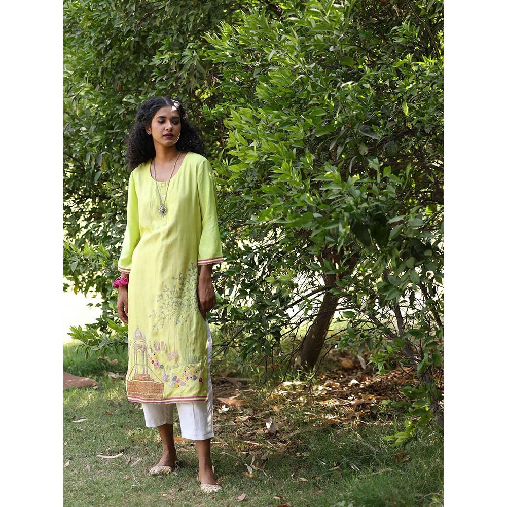 Kahani Lush Green Printed Kurta & Pant (Set of 2)
