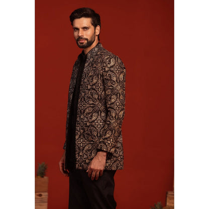 KALPRAAG Pradyut Black Kurta and Pant with Coat