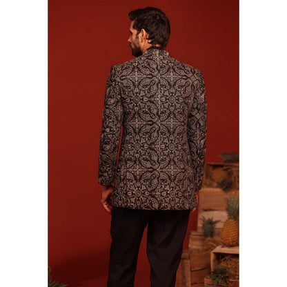 KALPRAAG Pradyut Black Kurta and Pant with Coat