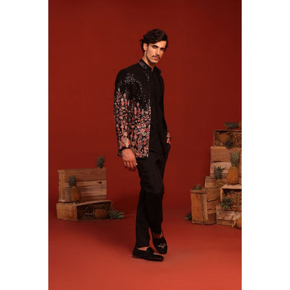 KALPRAAG Zainab Black Kurta and Pant with Coat