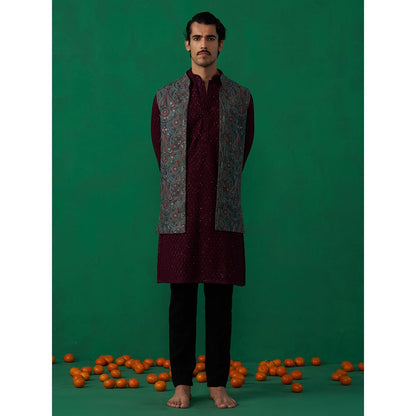 KALPRAAG Kashmiri Mehndi Kurta with Jacket and Pant