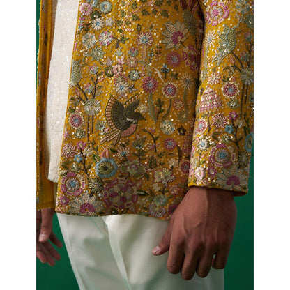 KALPRAAG Poolpankh Haldi Jodhpuri with Jacket and Pant