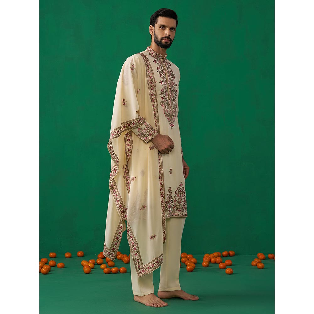 KALPRAAG Motif Cream Kurta with Pant and Dupatta