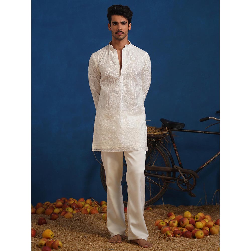 KALPRAAG Eklavya White Organza Short Kurta With Pant