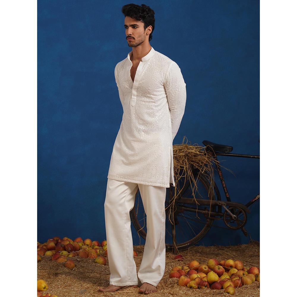 KALPRAAG Pravin White Short Kurta With Pant